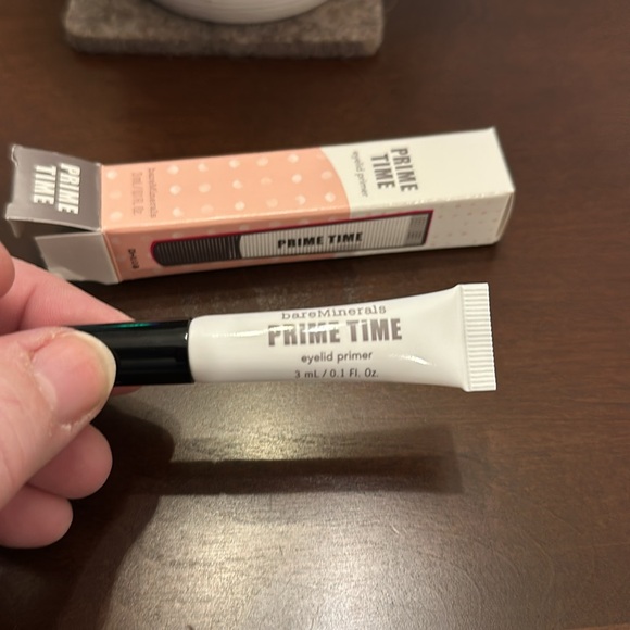 bareMinerals Prime Time eyelid primer - Picture 3 of 3